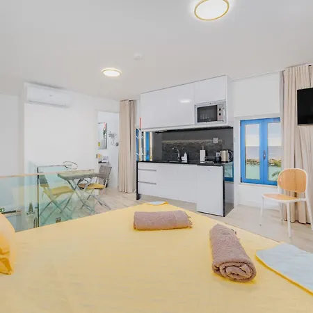Apartament Chale Henrique - Beachfront At