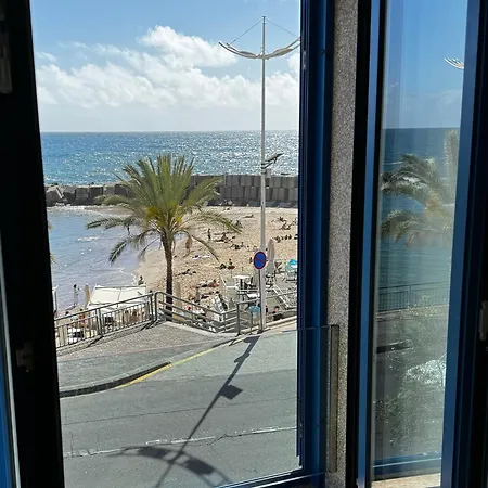 Chale Henrique - Beachfront At アパート *