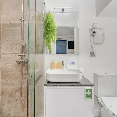 Chale Henrique - Beachfront At Apartamento *