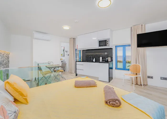 Daire Chale Henrique - Beachfront At