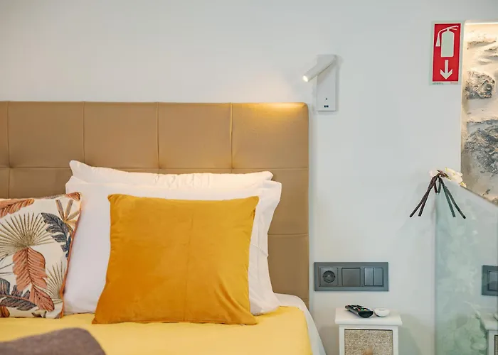 Chale Henrique - Beachfront At Apartmán *