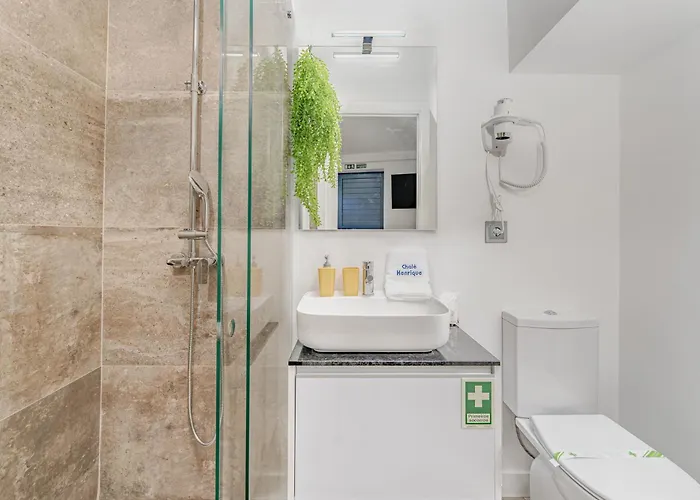 Chale Henrique - Beachfront At *